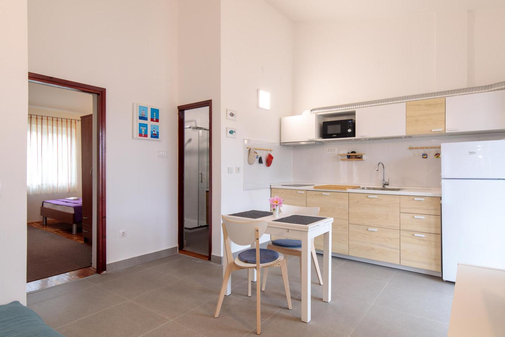Apartment Tonka *Balcony & Partial Seaview! Krk Town Extérieur photo